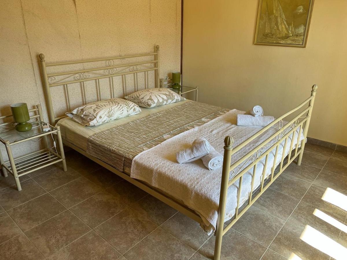 Guesthouse Kaliepia Иериссос Экстерьер фото