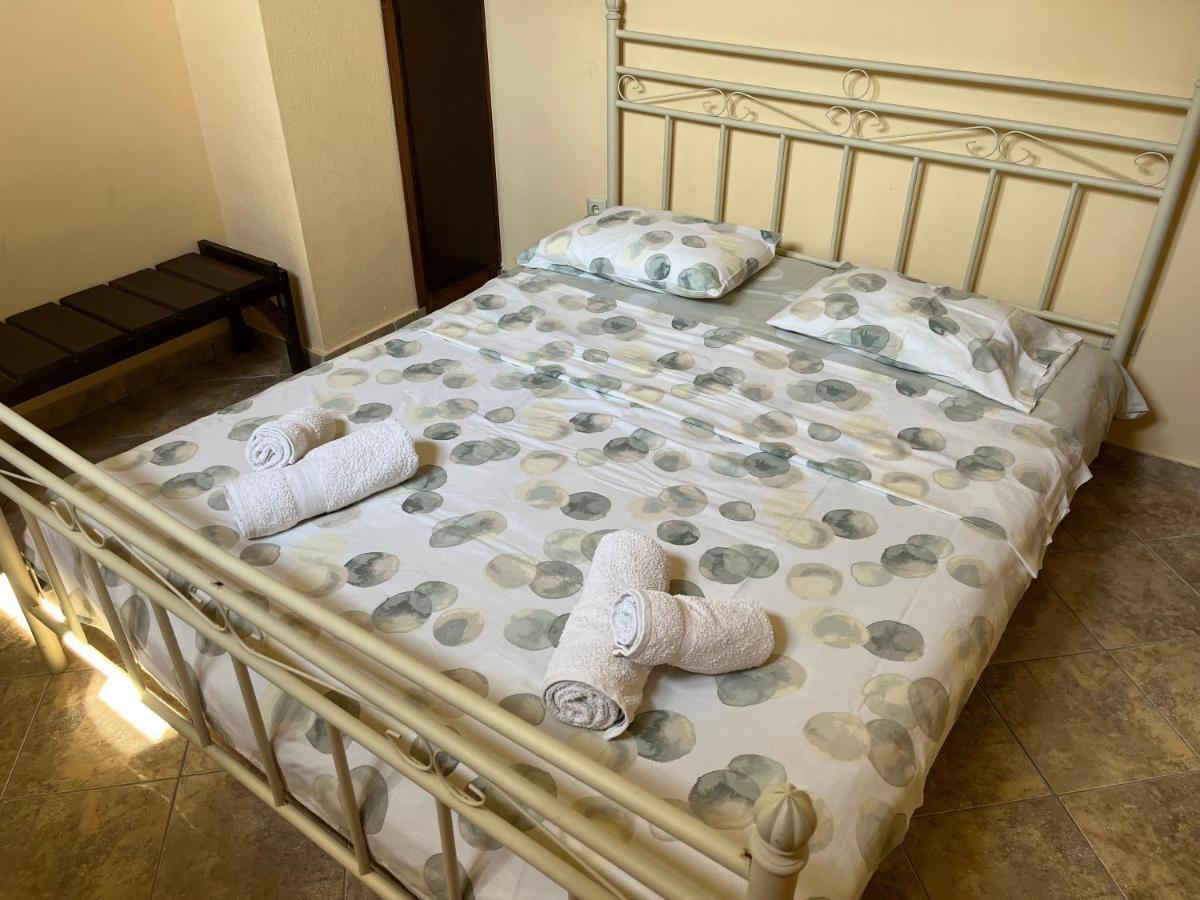 Guesthouse Kaliepia Иериссос Экстерьер фото
