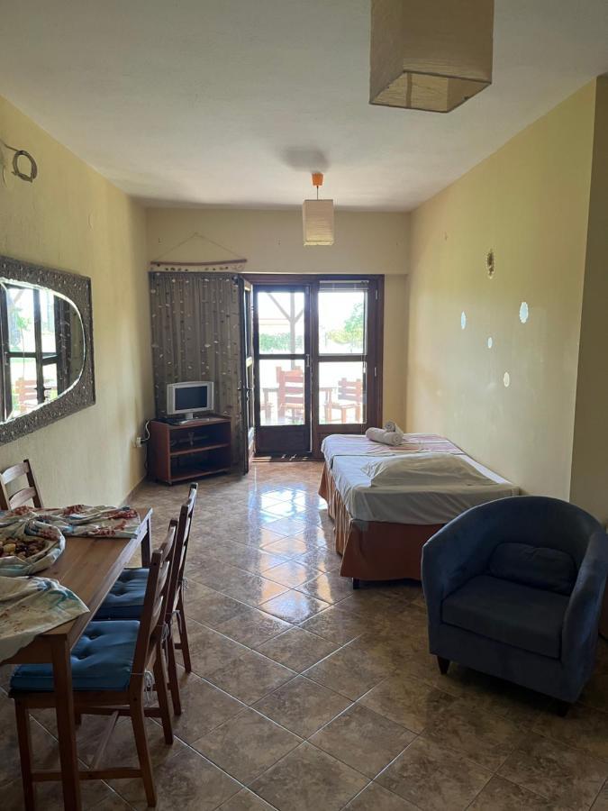 Guesthouse Kaliepia Иериссос Экстерьер фото